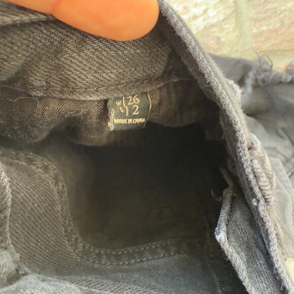Abercrombie & Fitch Jean Shorts Denim Black Distressed 26 Raw Hem High Waist - Picture 6 of 9